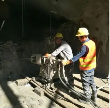 福山水下抗分散灌浆料特点 水下不分散注浆料介绍